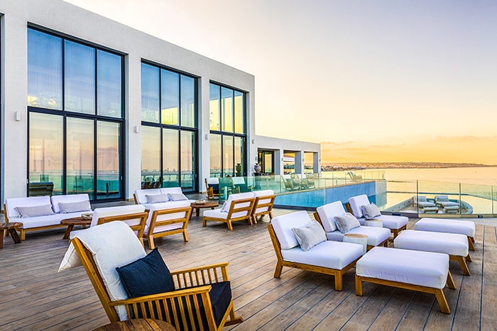 Bar im Glaspavillon - Abaton Island Resort & Spa