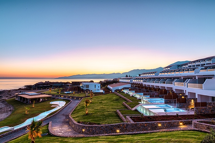 Zimmer auf der Meerseite - Abaton Island Resort & Spa